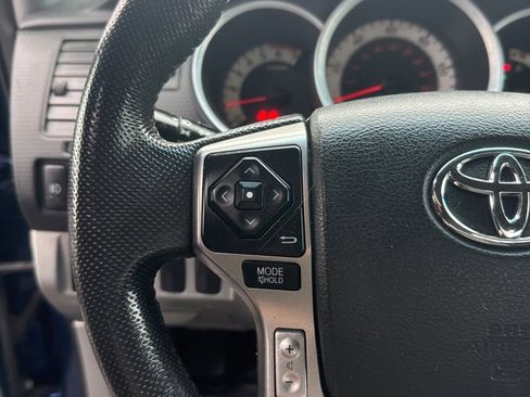 Used 2015 Toyota Tacoma PreRunner image 26