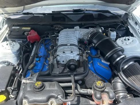 Used 2012 Ford Mustang Shelby GT500 RWD image 12