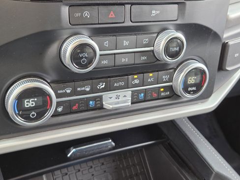 Certified 2024 Ford Expedition Max XLT image 23