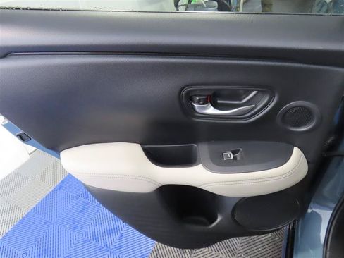 Used 2024 Honda HR-V EX-L image 30