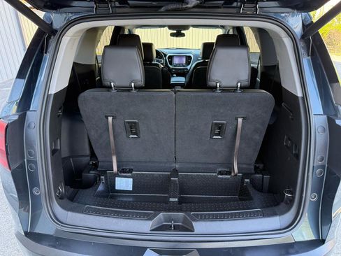 Used 2019 GMC Acadia SLT w/ Black Edition FWD image 28