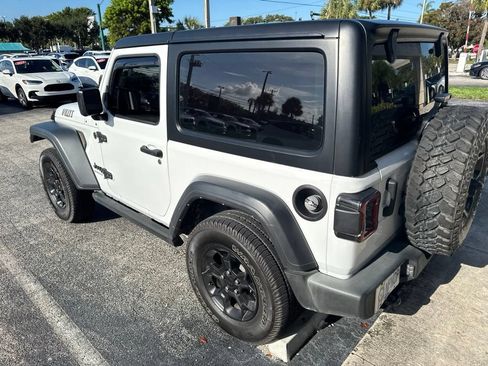 Used 2023 Jeep Wrangler Sport AWD/4WD image 15