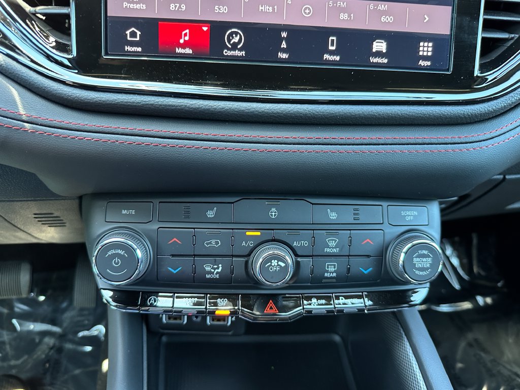 New 2026 Dodge Durango GT w/ Blacktop Package AWD/4WD image 29