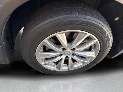 Used 2024 INFINITI QX50 Sport FWD image 19