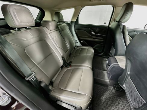 Used 2023 Lincoln Corsair FWD image 26