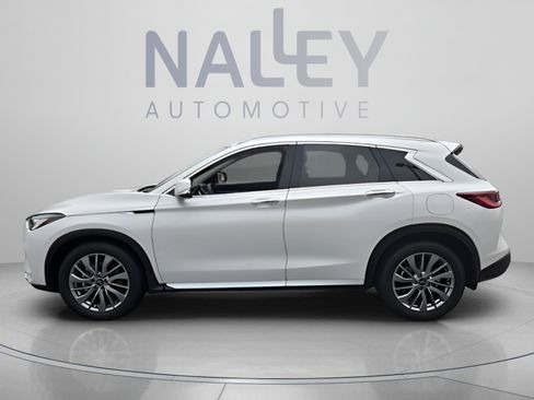 Used 2025 INFINITI QX50 Luxe AWD/4WD image 2