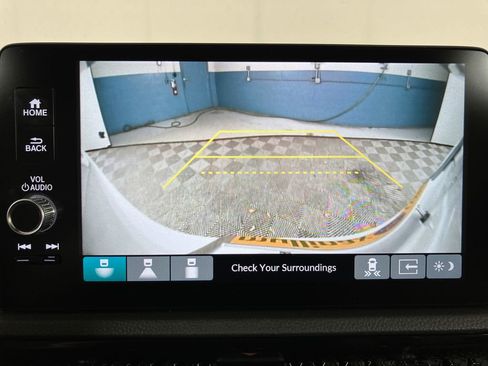 Used 2025 Honda CR-V Sport Touring image 22