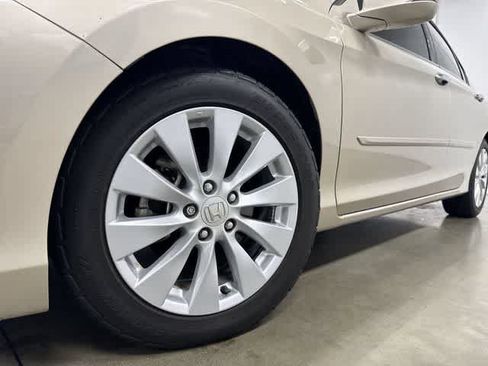 Used 2015 Honda Accord EX-L image 29