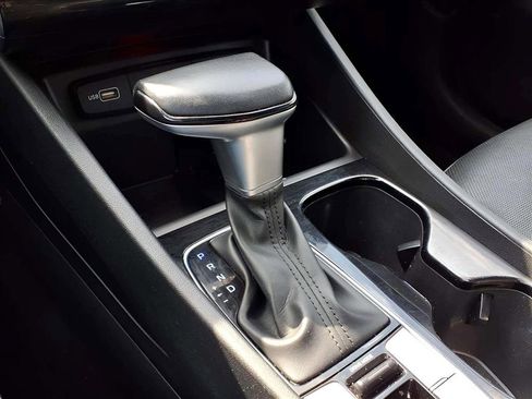 Certified 2023 Hyundai Santa Cruz Limited image 17