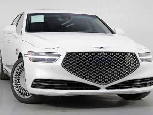 Used 2021 Genesis G90 5.0 Ultimate image 2