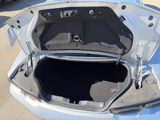 Used 2019 Chevrolet Camaro SS RWD image 5