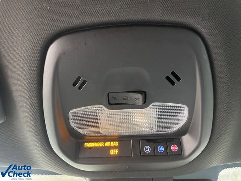 Used 2024 Chevrolet Trax RS w/ Driver Confidence Package image 30