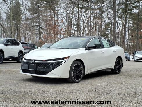 New 2026 Nissan Sentra SR w/ SR All Weather Package FWD image 3
