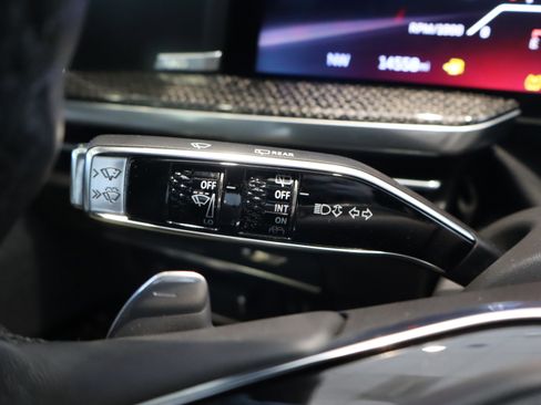 Used 2025 Cadillac Escalade V image 27