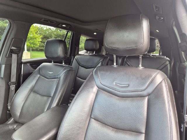 Used 2020 Cadillac XT6 Premium Luxury AWD/4WD image 18