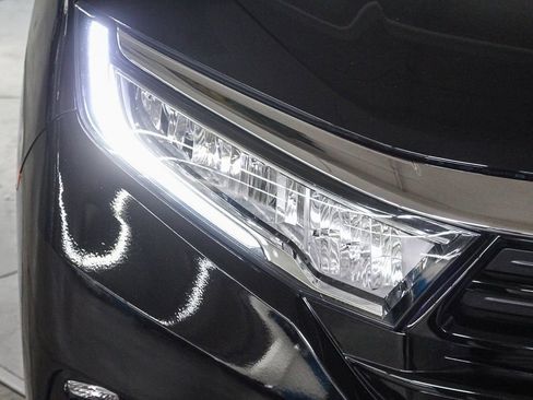 Used 2023 Honda Odyssey Elite image 11