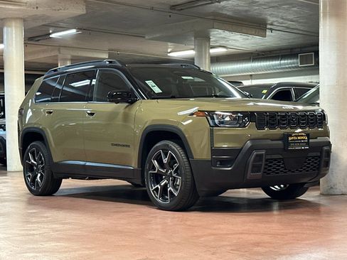 New 2026 Jeep Cherokee Overland w/ Advanced Pro Tech Group AWD/4WD image 7