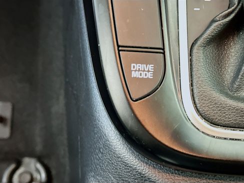 Used 2025 Kia Soul LX w/ LX Technology Package image 25