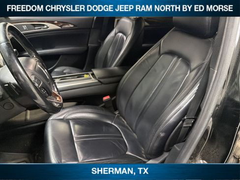 Used 2017 Lincoln MKZ Select w/ Select Plus Package FWD image 7