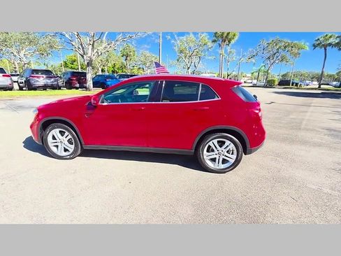 Used 2020 Mercedes-Benz GLA 250 GLA 250 image 40