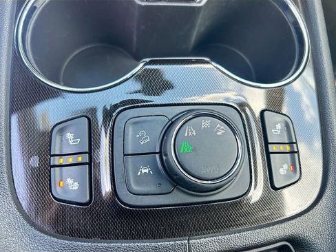 Used 2023 GMC Acadia AT4 AWD/4WD image 34