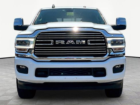 Used 2023 RAM 2500 Laramie AWD/4WD image 2