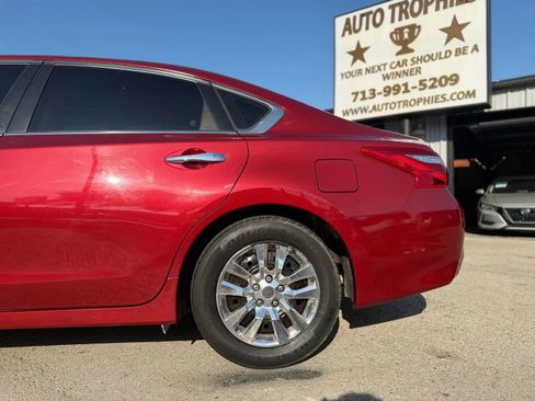 Used 2017 Nissan Altima 2.5 S w/ Power Driver Seat Package FWD image 33