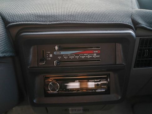 Used 1991 Ford Bronco AWD/4WD image 23