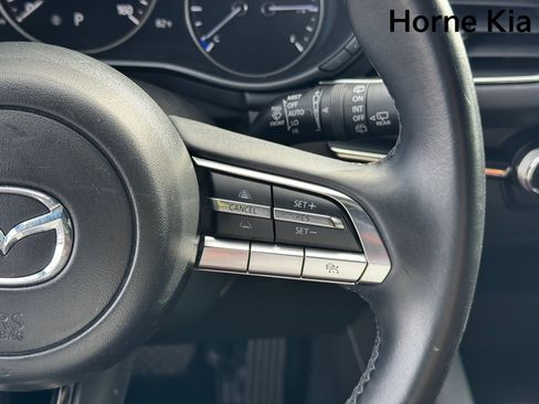 Used 2022 MAZDA MAZDA3 s image 19