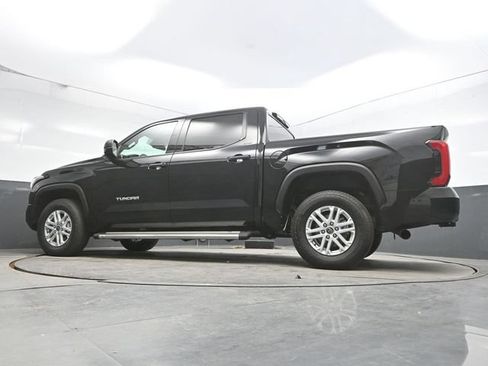 Used 2022 Toyota Tundra SR5 AWD/4WD image 40