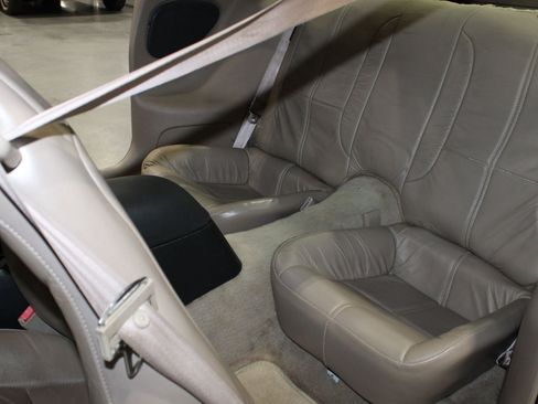 Used 1996 Chevrolet Camaro Z28 RWD image 8