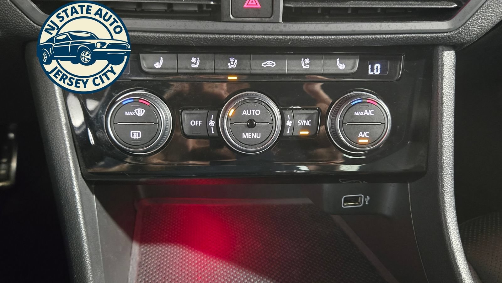 Used 2019 Volkswagen Jetta GLI Autobahn FWD image 17