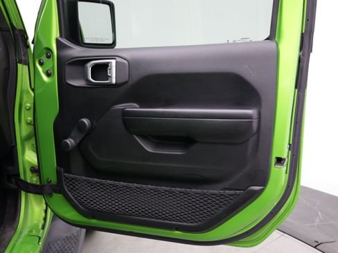 Used 2020 Jeep Wrangler Unlimited Sport AWD/4WD image 30