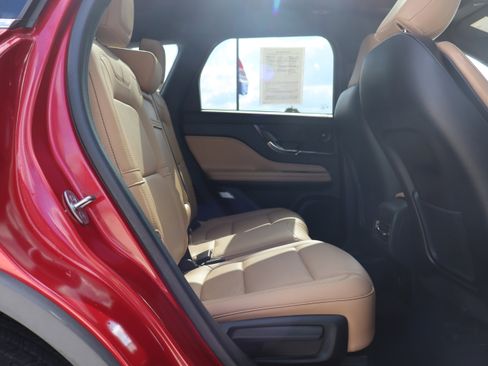 Used 2021 Lincoln Corsair Reserve w/ Equipment Group 201A image 12