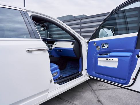 Used 2019 Rolls-Royce Ghost image 28