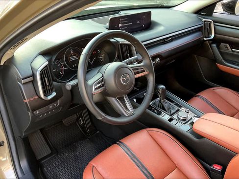 Used 2025 MAZDA CX-50 Meridian Edition w/ Apex Package image 17