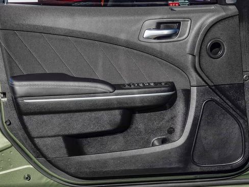 Certified 2022 Dodge Charger Scat Pack w/ Navigation & Travel Group image 19