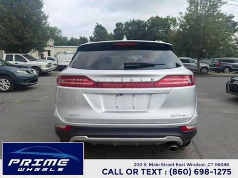 Used 2017 Lincoln MKC Reserve AWD/4WD image 6