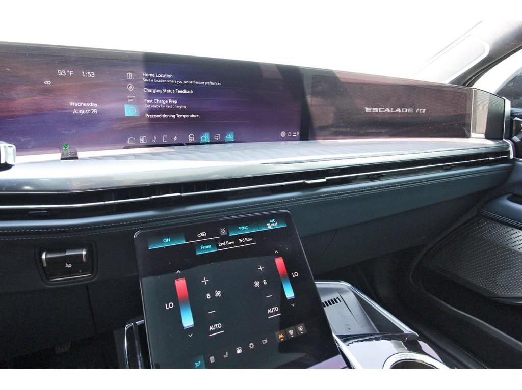 New 2026 Cadillac Escalade IQ Luxury 2 AWD/4WD image 17