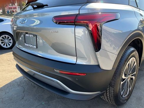 Used 2025 Chevrolet Blazer EV LT image 80