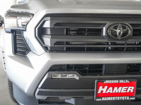 New 2026 Toyota Tacoma SR5 AWD/4WD image 12