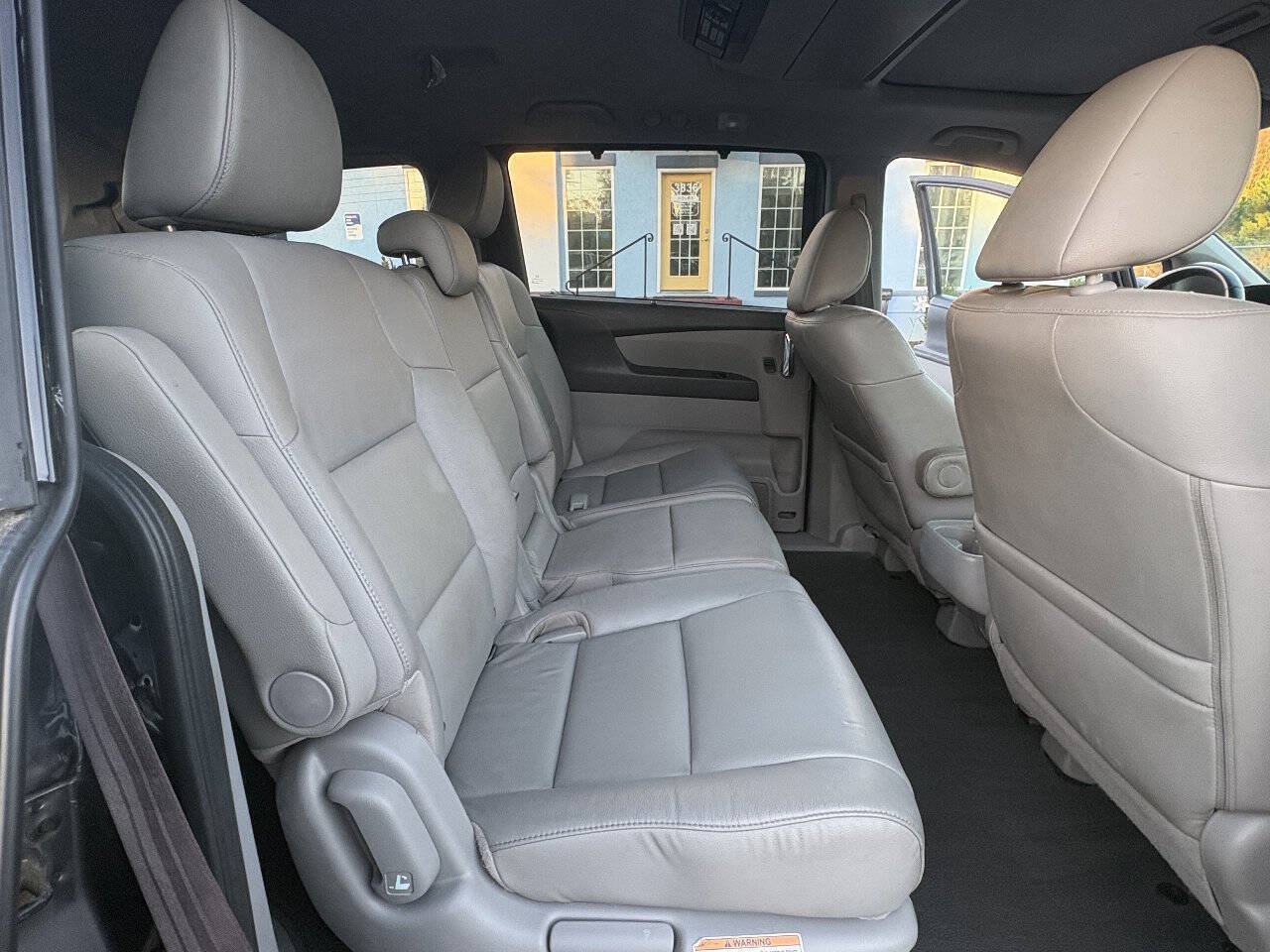 Used 2016 Honda Odyssey Touring Elite image 22