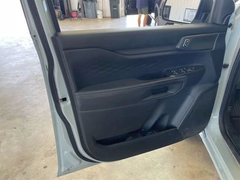 Used 2024 Ford Ranger XL AWD/4WD image 7