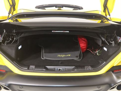 Used 2022 Ferrari Portofino M RWD image 87