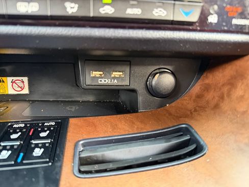 Used 2022 Lexus RX 350L Premium w/ Premium Package AWD/4WD image 24