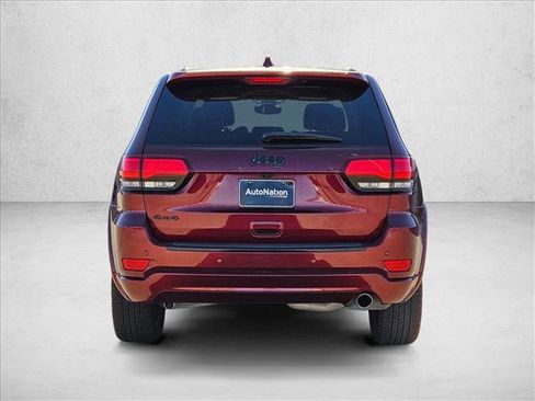 Used 2018 Jeep Grand Cherokee Altitude image 7