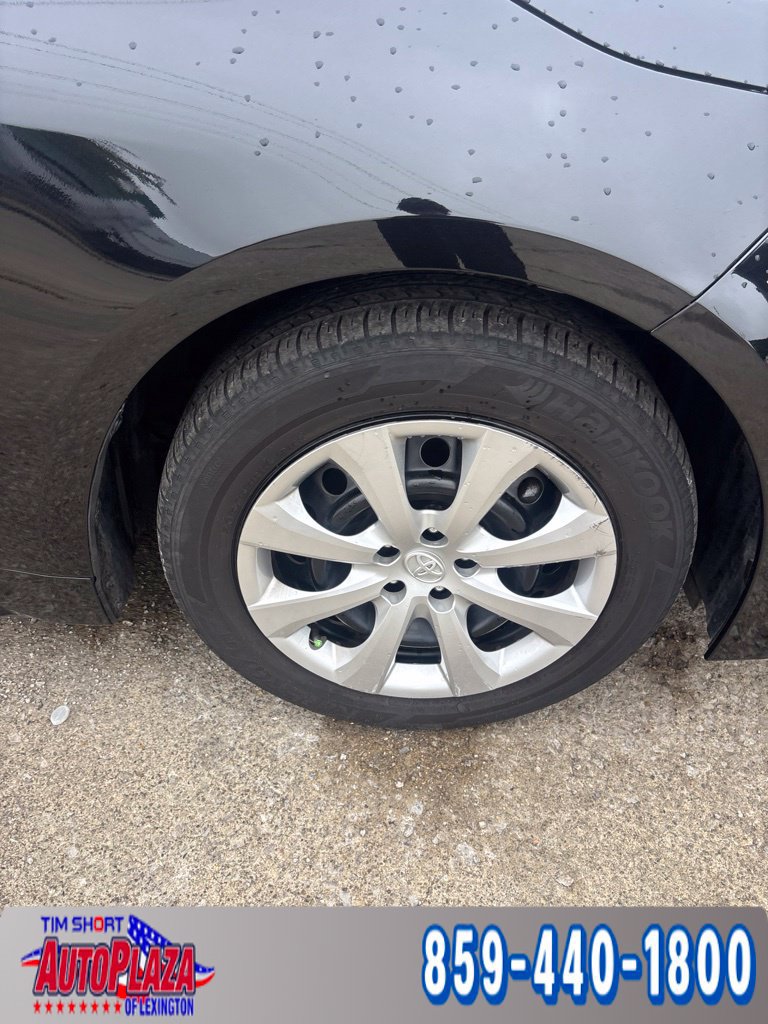 Used 2026 Toyota Corolla LE FWD image 9