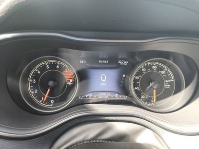 Used 2021 Jeep Cherokee Latitude Lux 80th Anniv w/ Quick Order Package 26U 80TH