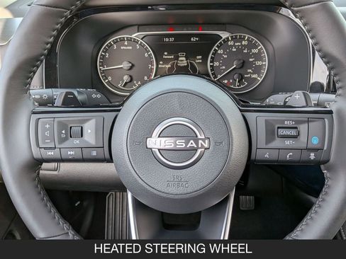 New 2025 Nissan Pathfinder SL image 13