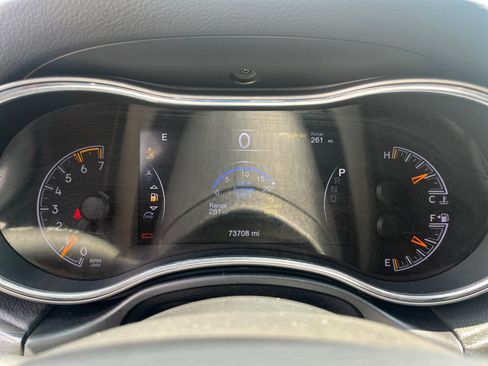 Used 2019 Jeep Grand Cherokee Trailhawk AWD/4WD image 13